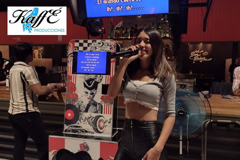 Fiestas con Karaoke